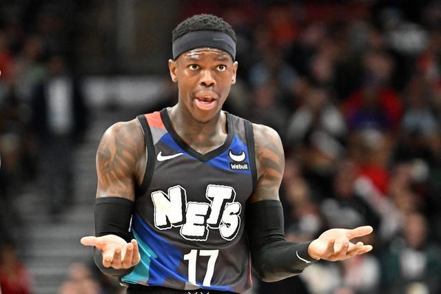 库里33+8文班亚马32+9+5+4 勇士险胜马刺4连胜